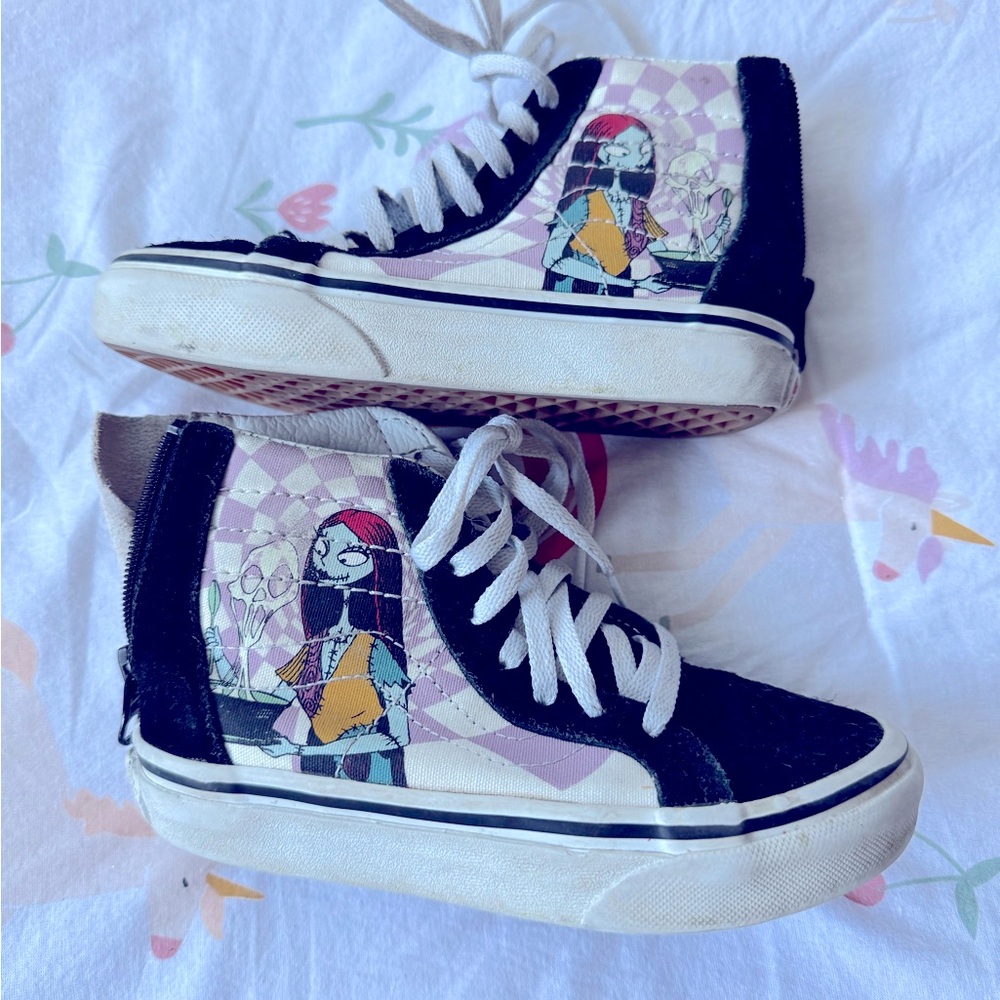 Nightmare Before Christmas girls Vans size 11.5.
